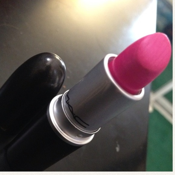 🚫SOLD🚫✨Mac✨ Lipstick show orchid only - Picture 2 of 3