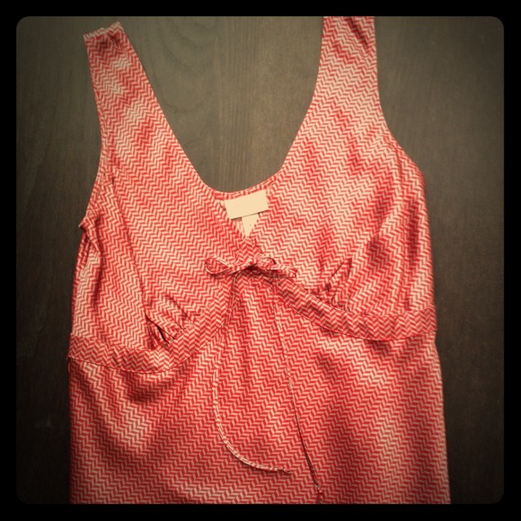 Isaac Mizrahi Satiny Red & Silver Top - Picture 1 of 3