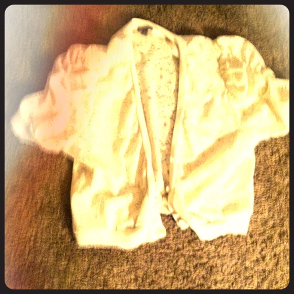 White lace mini jacket