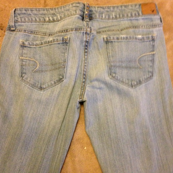 Distressed jeans - Picture 3 of 3
