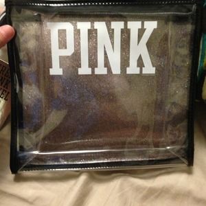 TRADED 🐥Victoria secret make up bag