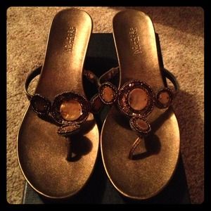 Kenneth Cole wedge sandals- only worn once!