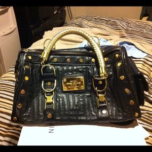 Reserved for Kandyj!!!!!!Black studded hand bag