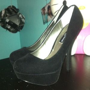 🔴 Reserved for @sdudley2226 🔴