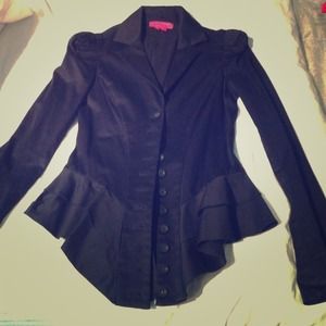 Betsy Johnson fitted black jacket with puff sleeve