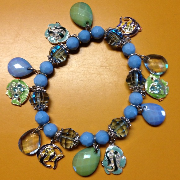 Bracelet