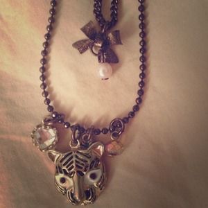 Betsey Johnson jungle fever necklace