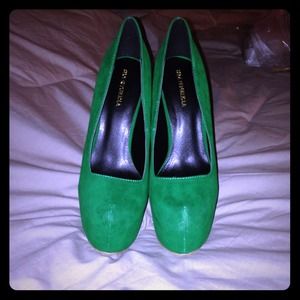 BNWOB Green Pumps