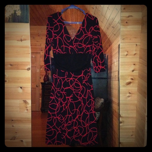 Maggy London  Dresses & Skirts - Maggy London Size 12 Dress
