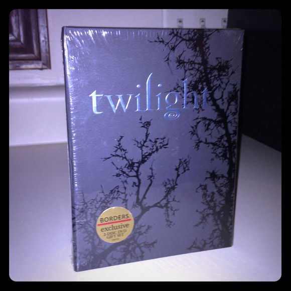 Brand New!!  Twilight Collector's Gift Set
