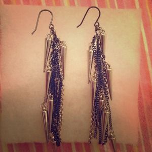 Lightweight long spike earrings