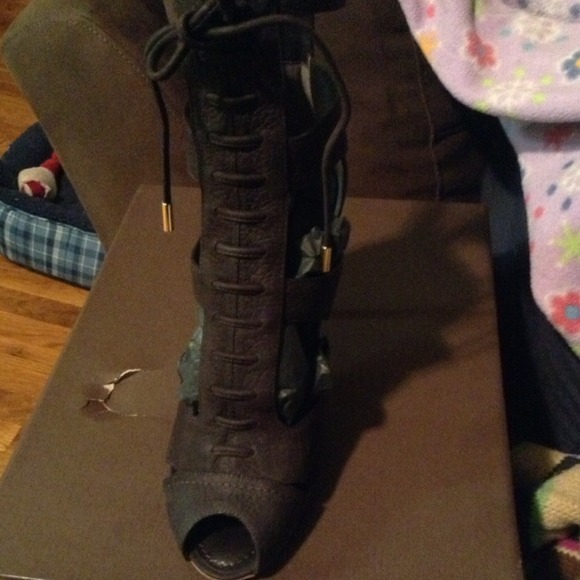 SOLD !Louis Vuitton shoes size 41 SOLD ON EBAY ! - Picture 2 of 4