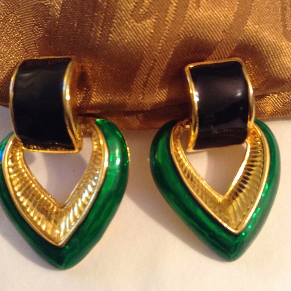 Heart Shape Hinge Earrings