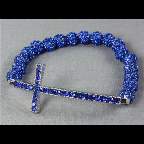 Crystal stretch cross