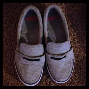 Slip ons
