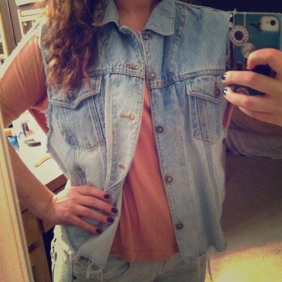 reduced! frayed jean vest! - Picture 1 of 2