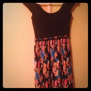 Xhileration cap sleeve dress