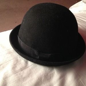 A fun indie/vintage hat