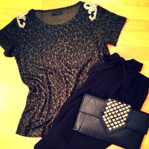 Zara W&B collection camo stoned shoulder tee