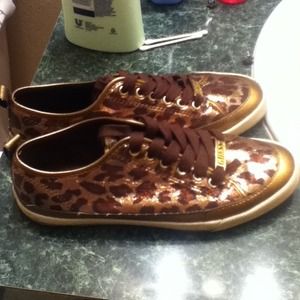 ❗REDUCED ❗ Guess shoes