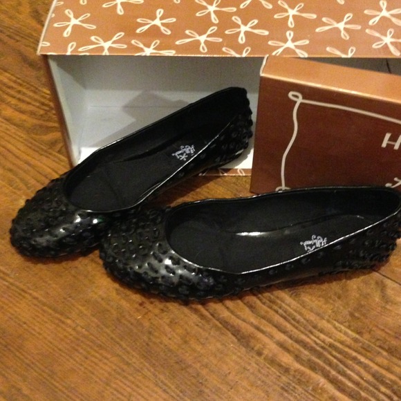 HEADED TO GOODWILL SUNDAY !BlackFlats