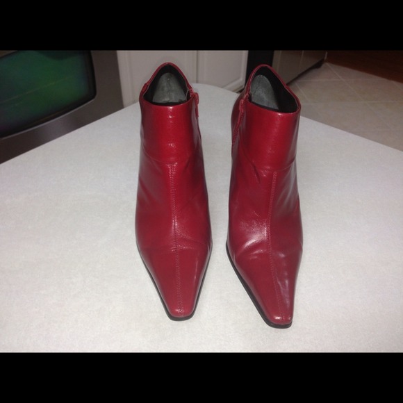SOLD-Boots - Picture 2 of 4