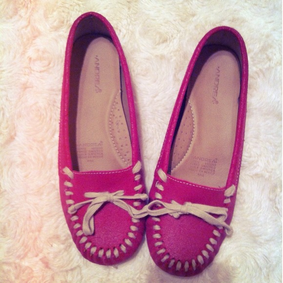 Pink "Andrea" brand loafers