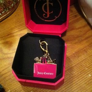 ⚠Juicy couture charm⚠just reduced