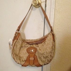 MK Chestetown Handbag