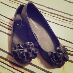 Black Madden Girl flats Size 6.5