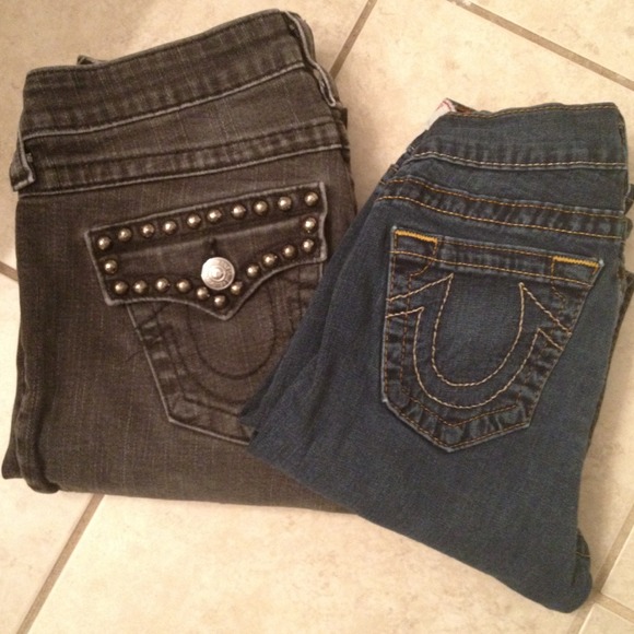 ✨BUNDLE✨ True Religion. Reserved!