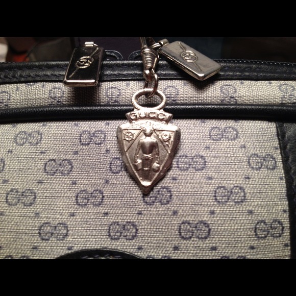 Authentic Vintage Gucci ๐๐SOLD๐๐ - Picture 2 of 4