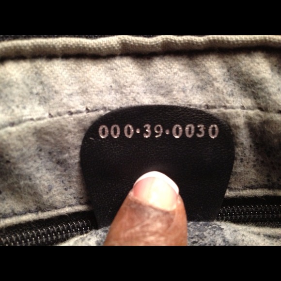 Authentic Vintage Gucci ๐๐SOLD๐๐ - Picture 4 of 4