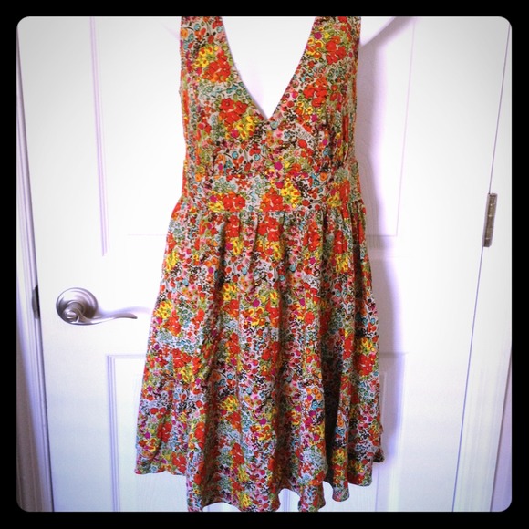 Victoria's Secret Dresses & Skirts - Floral dress - NEW never worn but no tag.
