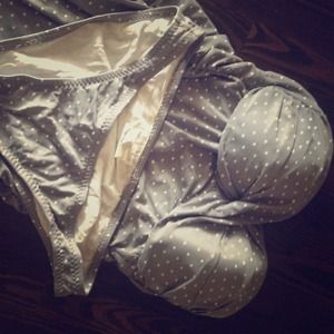 A Pea in the Pod grey polka dot tankini