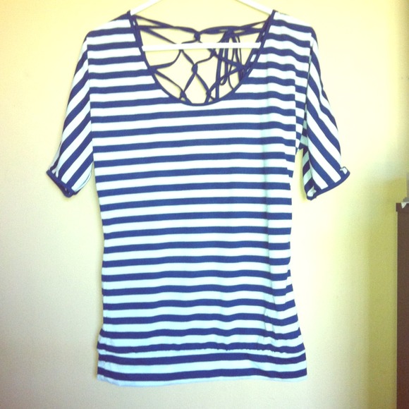 Blue/White top