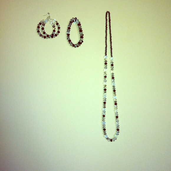 Custom beaded jewelry set