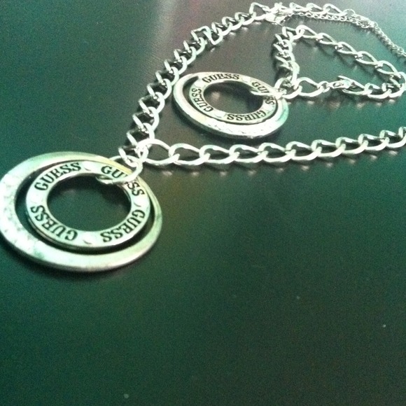 Guess necklace and bracelet set
