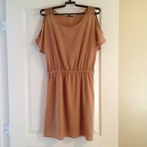 Forever 21 dress tags still on! Never worn !