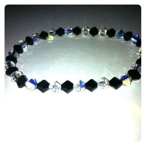 Black/White murano bracelet