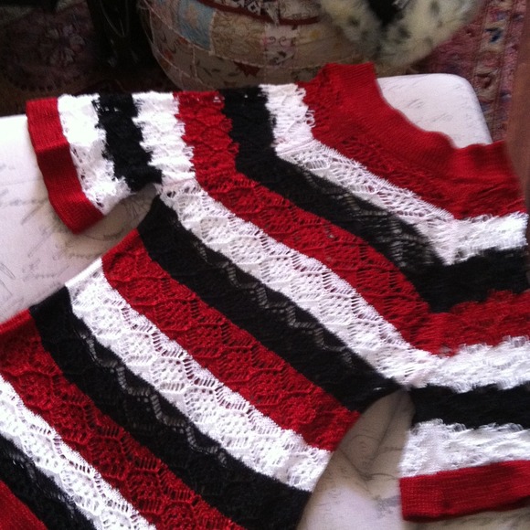 SOLD IN BUNDLE - Picture 2 of 4