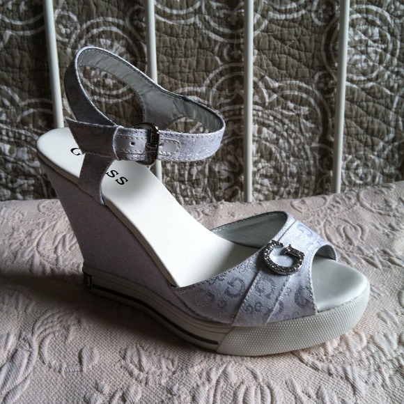 SOLD Guess white wedge sandals shoes heels sz 5