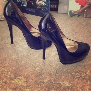 Steve Madden pumps