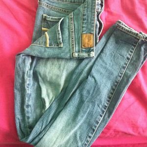 American Eagle skinny jeans