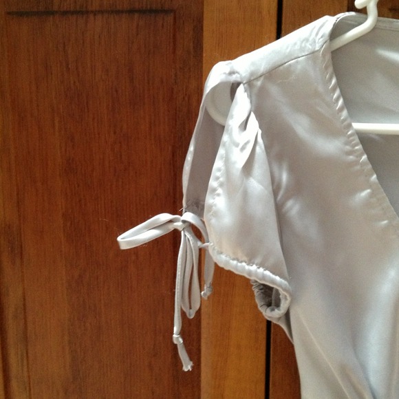 REDUCED!  Gorgeous dress shirt - Picture 2 of 3