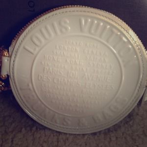 100% authentic Louis Vuitton coin wallet!