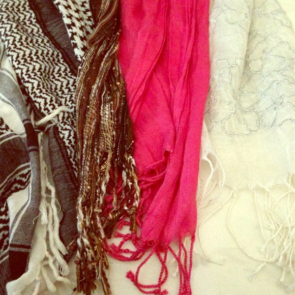 Scarfs