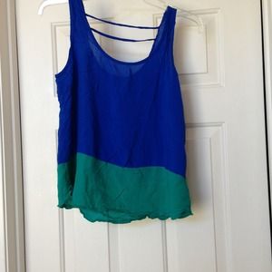 ❌Traded bundle w/ @bell93❌ Color block top