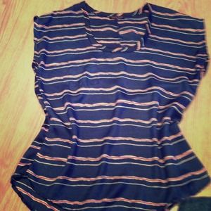 Loose fit satin strip top