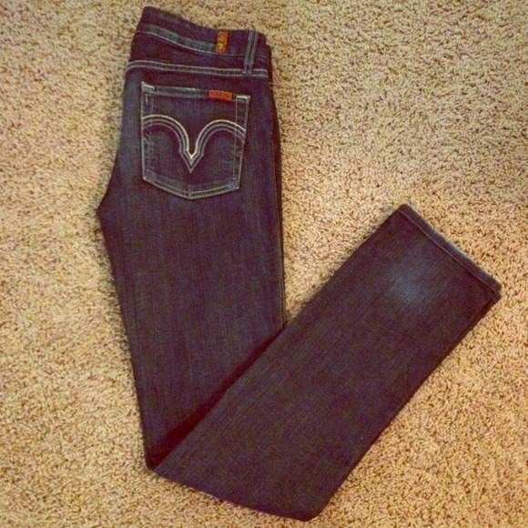 SOLD**Like New 7 Seven for all mankind jeans!